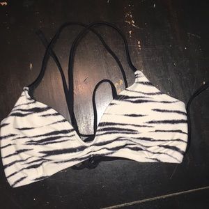 Hot water bathing suit top. Medium.